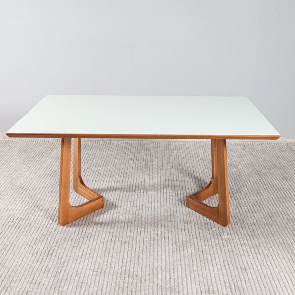 Mesa de Jantar Raiz Off/Cast