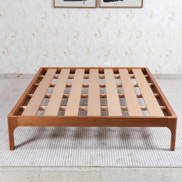 Cama Turca 1,40 Amêndoa
