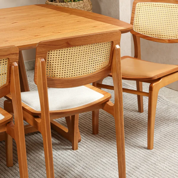 Mesa de Jantar Aurora