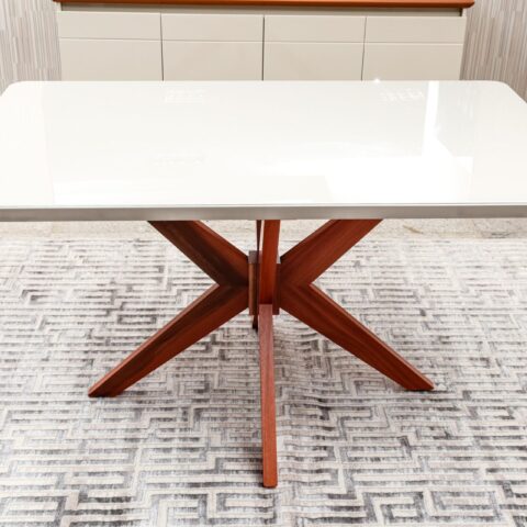 Mesa de Jantar Turim 1,36 x 0,90 off/cast