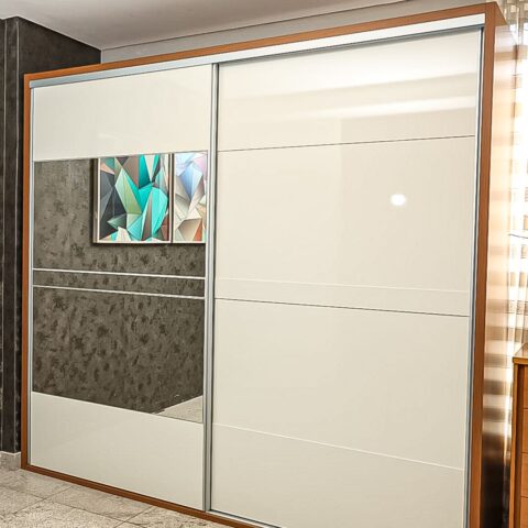 Guarda-roupa TW703 2,67m Freijo/Off/Espelho
